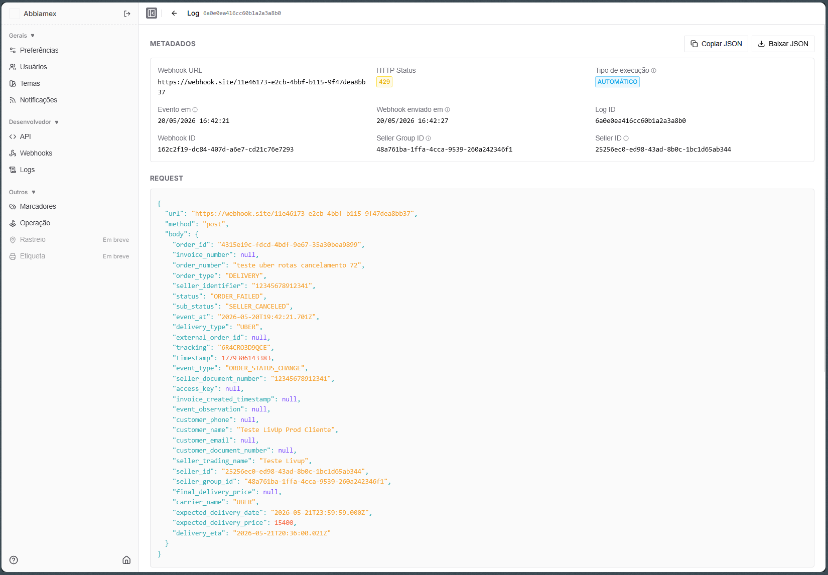 Tela de detalhes do log com metadados e payload completo do request